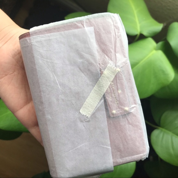 Dusty Peony Kate Spade Wallet ✨ - Picture 7 of 8